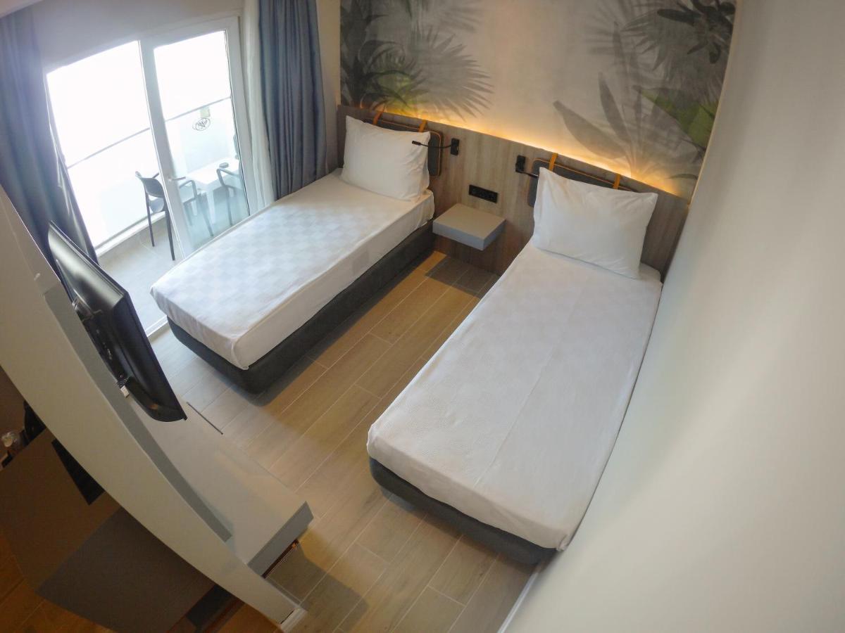 Alessia Hotel Hotel & Spa Side Ngoại thất bức ảnh